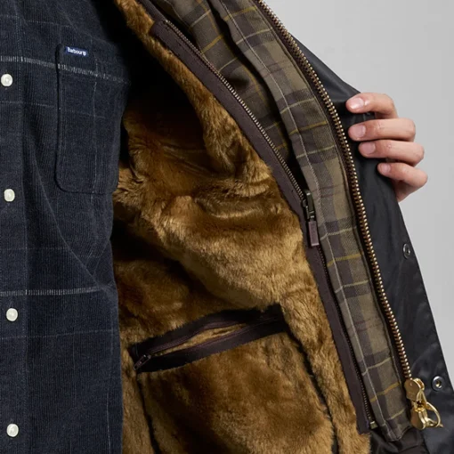 BARBOUR / Classic Northumbria Wax Jacket