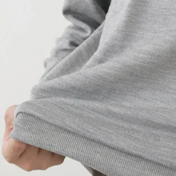JOHN SMEDLEY / Merino Wool 30 Gauge 30 Gauge V-Neck Knit MODERN FIT