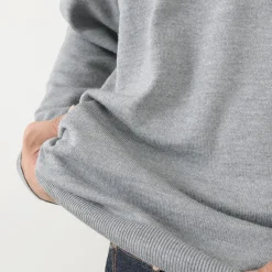JOHN SMEDLEY / Merino Wool 24 Gauge Crew Neck Knit