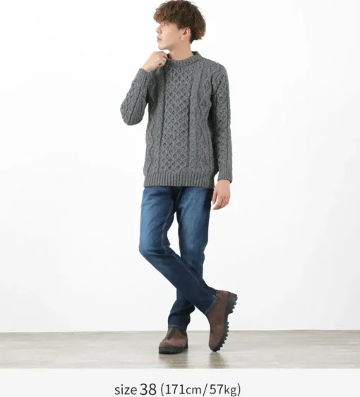 KERRY WOOLLEN MILLS / 5 gauge 3-ply aran cable crew neck heavy knit